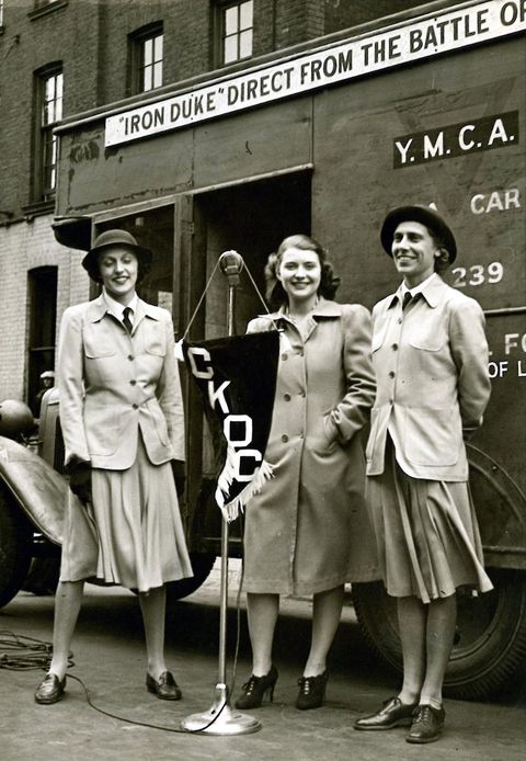CKOC's Jean Caine, centre, at a Red Cross event in 1941.