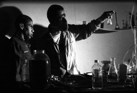 Colombia, Bogota, 2002 - 2009"Calle del Cartucho".Basuco drug laboratory.Colombie, Bogota, 2002 - 2009"Calle del Cartucho".Laboratoire de fabrication de basuco.Stanislas Guigui / Agence VU Colombia, Bogota, 2002 - 2009"Calle del Cartucho".Basuco drug laboratory.Colombie, Bogota, 2002 - 2009"Calle del Cartucho".Laboratoire de fabrication de basuco.Stanislas Guigui / Agence VU